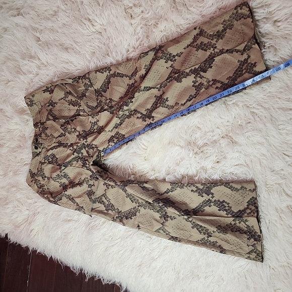 NEW!  Asos Snakeskin Python Print Nylon Cargo Pocket Slim Combat Pants - Picture 9 of 10